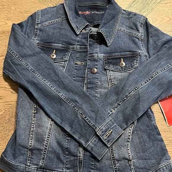 Wrangler Jackets & Blazers - Wrangler authentics denim jacket